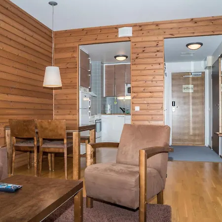 Holiday Chalets-c 3304